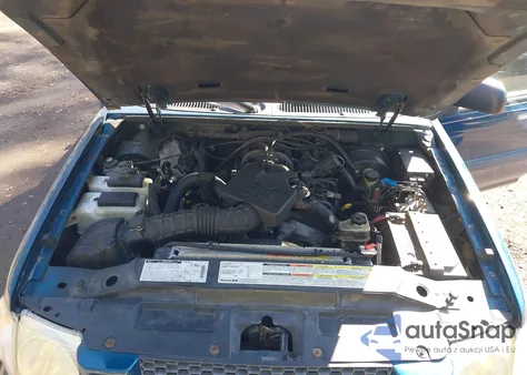 2001 Ford Explorer Sport Trac z USA, uszkodzony, nr VIN 1FMZU77EX1UB92099